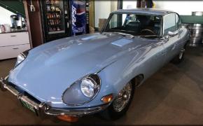 Jaguar E-Type photo