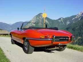 Jaguar E-Type photo