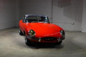 Jaguar E-Type photo