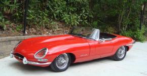 Jaguar E-Type photo