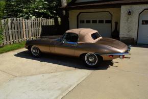 Jaguar E-Type photo