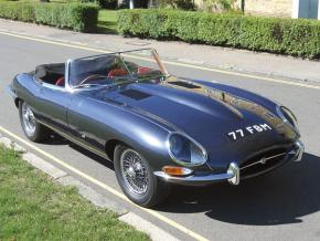 Jaguar E-Type photo