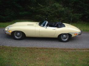 Jaguar E-Type photo