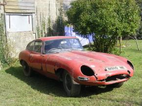 Jaguar E-Type photo