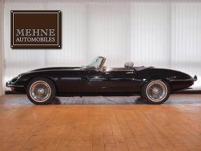 Jaguar E-Type photo