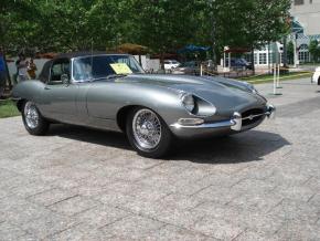 Jaguar E-Type photo