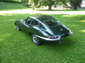 Jaguar E-Type photo