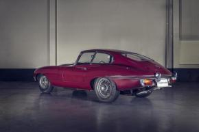 Jaguar E-Type photo