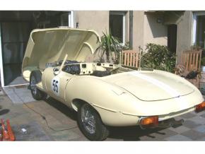 Jaguar E-Type photo