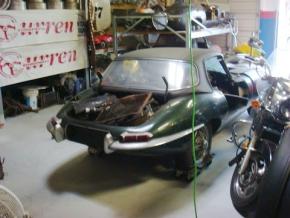 Jaguar E-Type photo