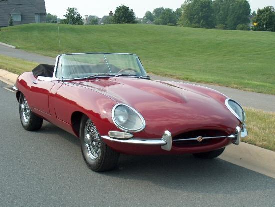 Jaguar E-Type photo