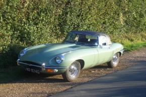 Jaguar E-Type photo