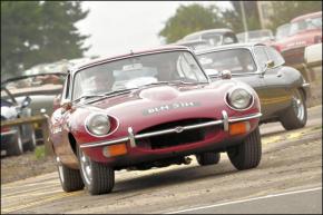 Jaguar E-Type photo