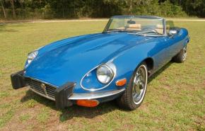 Jaguar E-Type photo