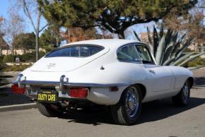 Jaguar E-Type photo