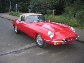 Jaguar E-Type photo