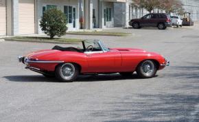 Jaguar E-Type photo