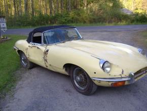 Jaguar E-Type photo