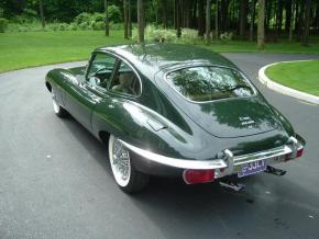 Jaguar E-Type photo