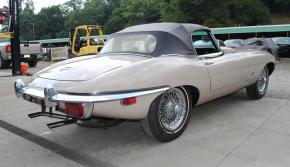 Jaguar E-Type photo