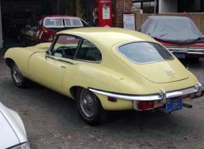 Jaguar E-Type photo