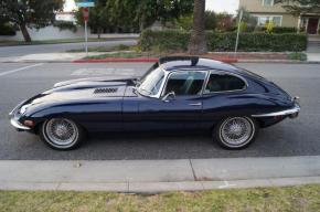 Jaguar E-Type photo