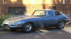 Jaguar E-Type photo