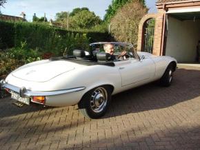 Jaguar E-Type photo