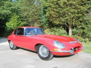 Jaguar E-Type photo