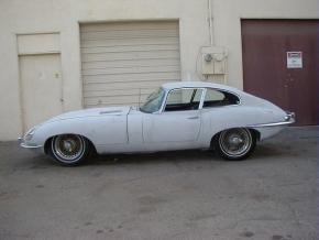 Jaguar E-Type photo