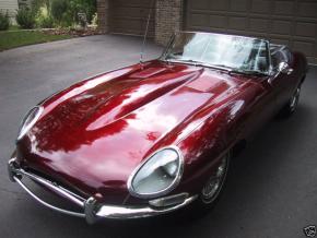 Jaguar E-Type photo