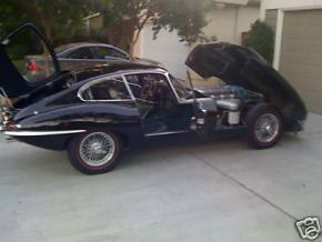 Jaguar E-Type photo