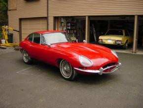 Jaguar E-Type photo