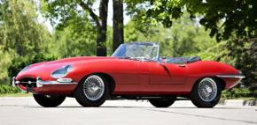 Jaguar E-Type photo