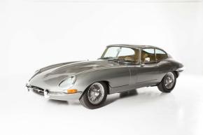 Jaguar E-Type photo