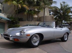 Jaguar E-Type photo