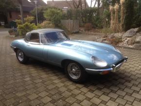 Jaguar E-Type photo