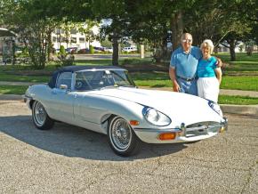 Jaguar E-Type photo