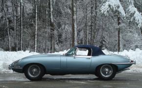 Jaguar E-Type photo