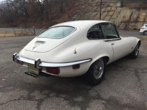 Jaguar E-Type photo