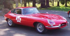 Jaguar E-Type photo