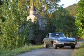 Jaguar E-Type photo