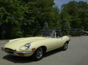 Jaguar E-Type photo