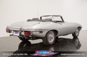 Jaguar E-Type photo