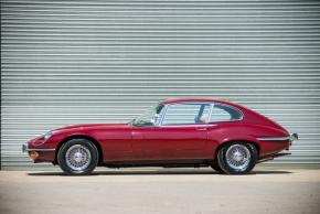 Jaguar E-Type photo