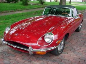 Jaguar E-Type photo