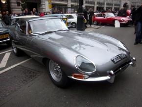 Jaguar E-Type photo