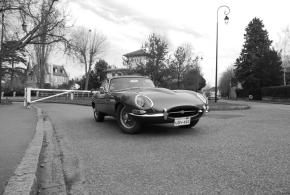 Jaguar E-Type photo