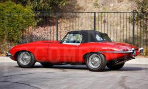 Jaguar E-Type photo