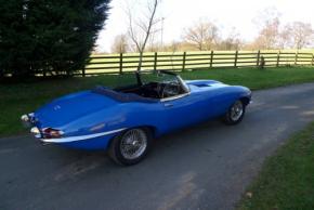 Jaguar E-Type photo